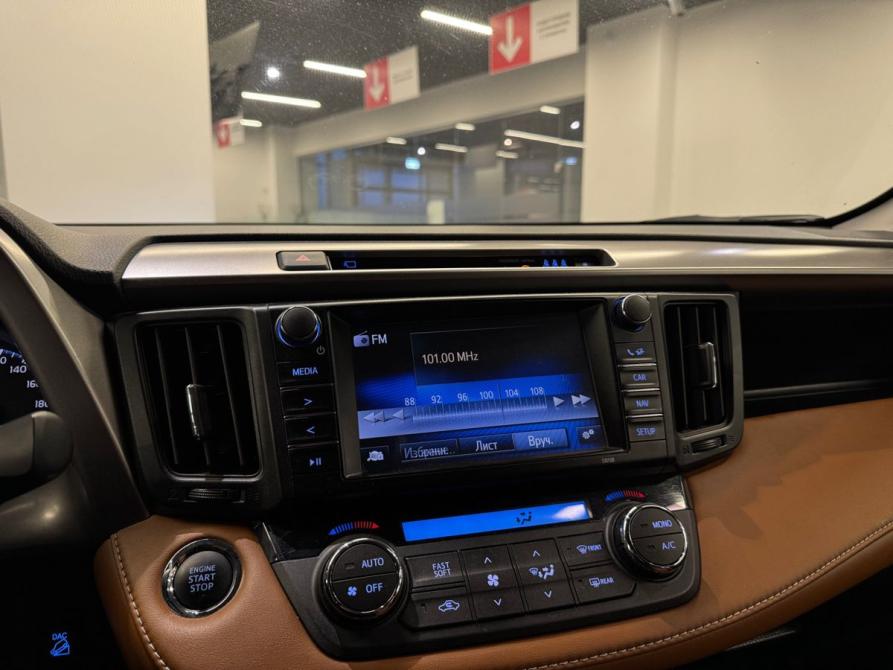 Toyota RAV4 IV (XA40) Рестайлинг Мурманск  - изображение 10