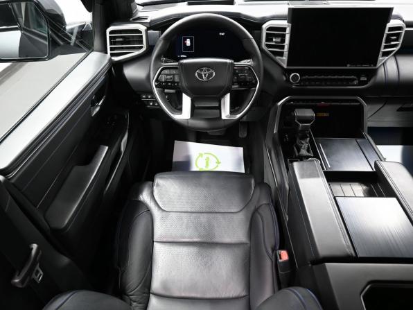 Toyota Sequoia III с пробегом 2023 года, цена 10 250 000 рублей, 53906 км, внедорожник, Автокод Объявления