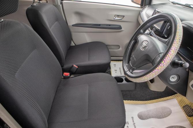 Toyota Pixis Epoch I с пробегом 2016 года, цена 649 000 рублей, 68000 км, хэтчбек, Автокод Объявления