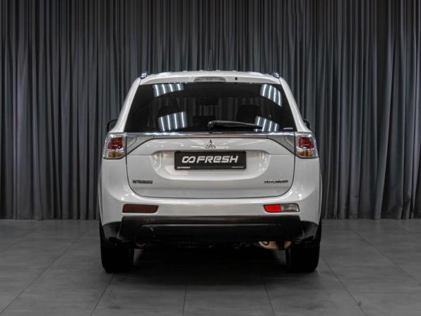 Mitsubishi Outlander III с пробегом 2012 года, цена 1 519 000 рублей, 158410 км, внедорожник, Автокод Объявления