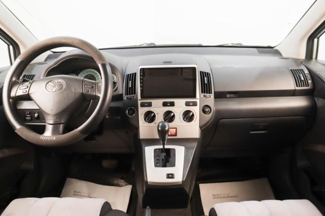 Toyota Corolla Verso I Рестайлинг с пробегом 2007 года, цена 919 000 рублей, 298000 км, компактвэн, Автокод Объявления