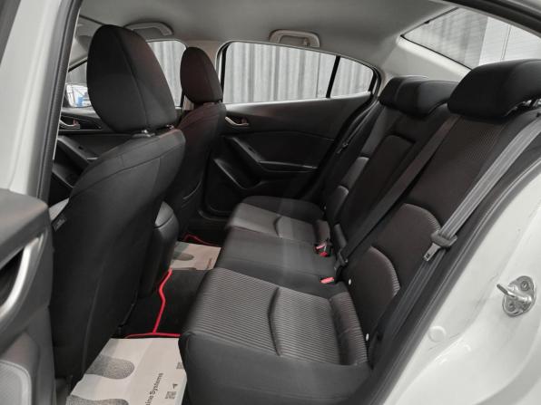 Mazda 3 III (BM) с пробегом 2013 года, цена 1 275 000 рублей, 64000 км, седан, Автокод Объявления