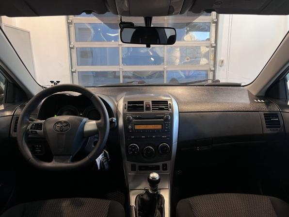 Toyota Corolla X (E140 E150) Рестайлинг с пробегом 2011 года, цена 836 000 рублей, 374920 км, седан, Автокод Объявления