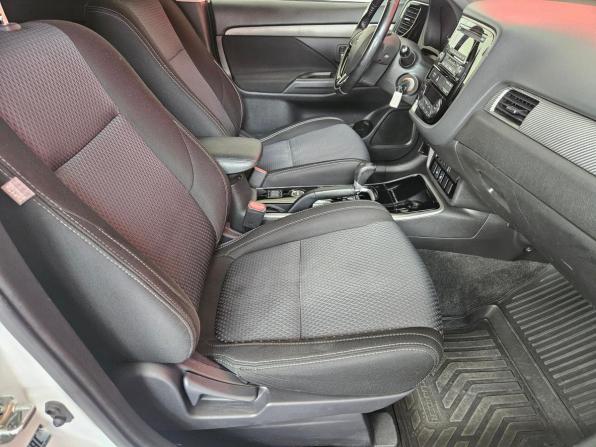 Mitsubishi Outlander III Рестайлинг 2 с пробегом 2018 года, цена 2 150 000 рублей, 90589 км, внедорожник, Автокод Объявления