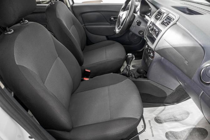 Renault Logan II Рестайлинг с пробегом 2020 года, цена 839 000 рублей, 198000 км, седан, Автокод Объявления