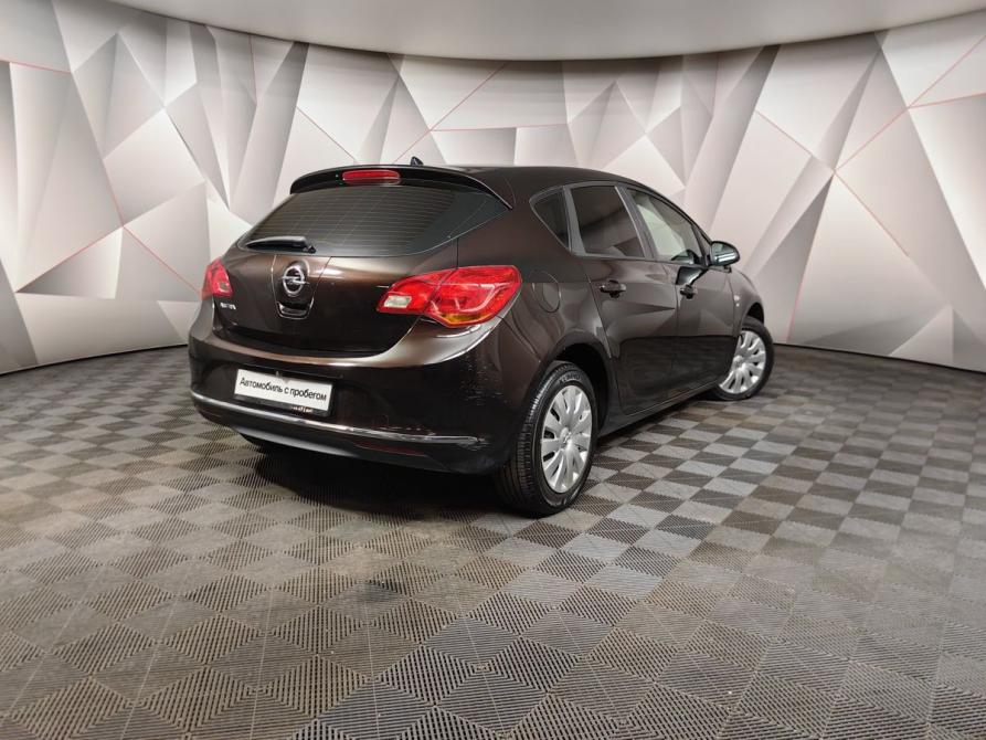 Opel Astra J Рестайлинг Москва  - изображение 2