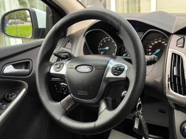 Ford Focus III с пробегом 2012 года, цена 710 000 рублей, 203016 км, хэтчбек, Автокод Объявления