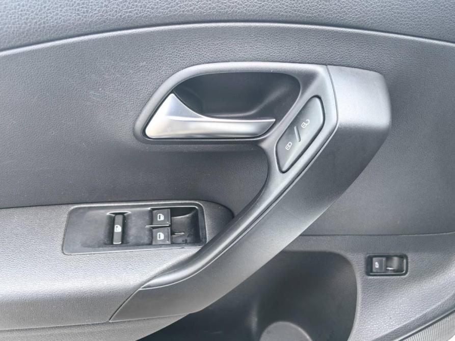 Volkswagen Polo V Москва  - изображение 10