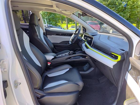 Geely Coolray I Рестайлинг с пробегом 2023 года, цена 1 999 000 рублей, 13657 км, внедорожник, Автокод Объявления