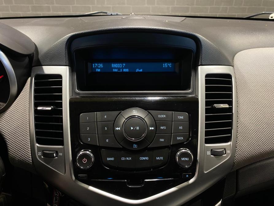 Chevrolet Cruze I Челябинск  - изображение 12
