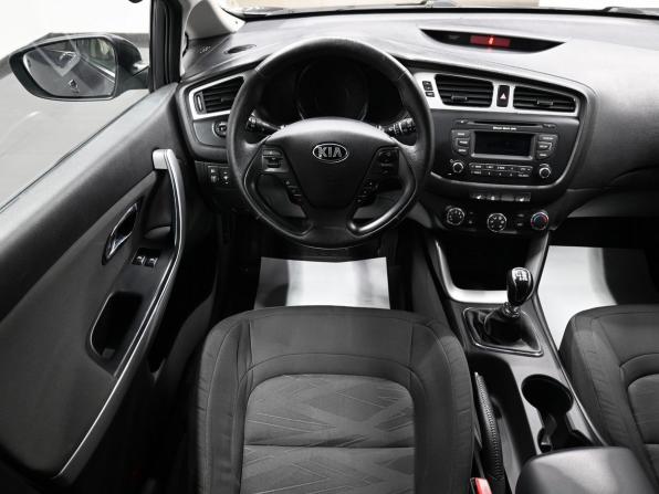 Kia Ceed II с пробегом 2014 года, цена 1 195 000 рублей, 111946 км, хэтчбек, Автокод Объявления