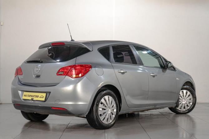 Opel Astra J с пробегом 2010 года, цена 579 000 рублей, 241000 км, хэтчбек, Автокод Объявления
