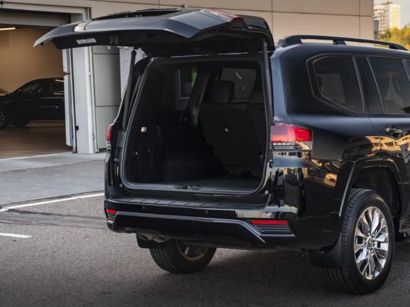 Toyota Land Cruiser 300 Series с пробегом 2023 года, цена 13 598 000 рублей, 18930 км, внедорожник, Автокод Объявления