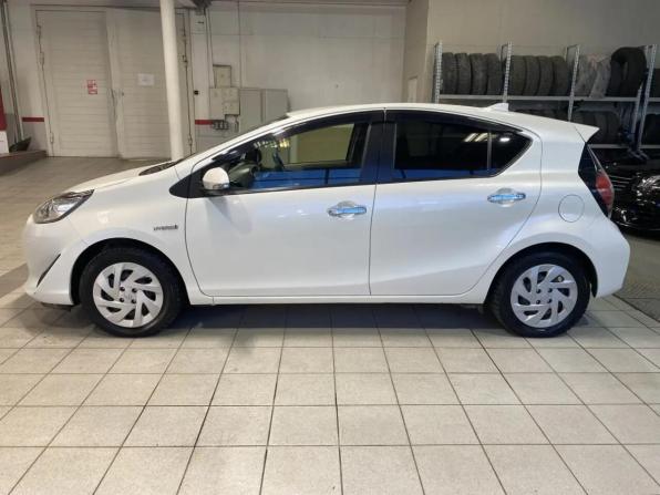 Toyota Aqua I Рестайлинг 2 с пробегом 2018 года, цена 1 399 000 рублей, 106647 км, хэтчбек, Автокод Объявления