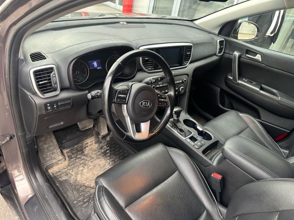 Kia Sportage IV Рестайлинг с пробегом 2019 года, цена 1 913 000 рублей, 182000 км, внедорожник, Автокод Объявления