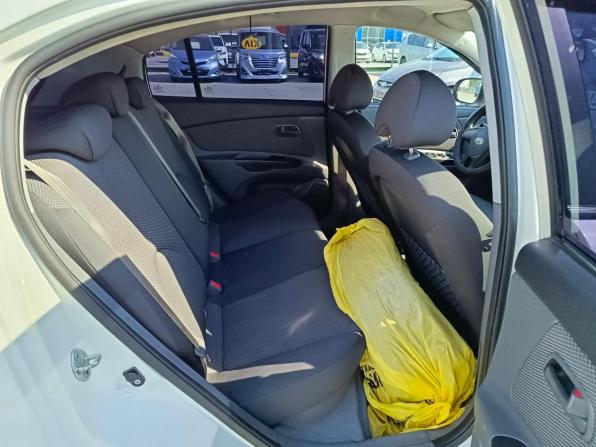 Kia Rio II Рестайлинг с пробегом 2011 года, цена 630 000 рублей, 149200 км, хэтчбек, Автокод Объявления