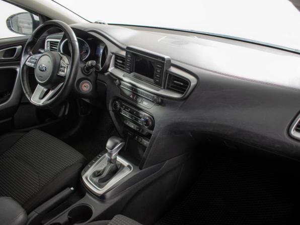 Kia Ceed III с пробегом 2019 года, цена 1 630 000 рублей, 69077 км, хэтчбек, Автокод Объявления