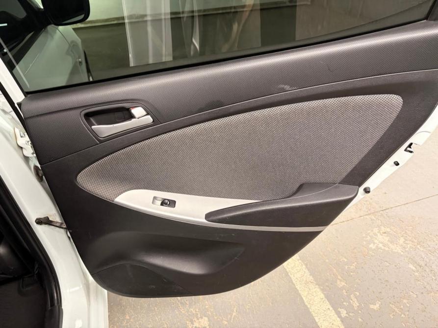 Hyundai Solaris I Екатеринбург  - изображение 17