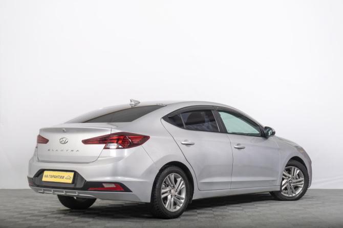 Hyundai Elantra VI (AD) Рестайлинг с пробегом 2018 года, цена 999 000 рублей, 152000 км, седан, Автокод Объявления