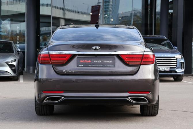 Kia Quoris I Ресталинг 2 с пробегом 2017 года, цена 1 678 000 рублей, 163624 км, седан, Автокод Объявления
