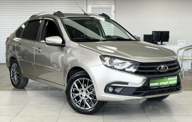 Lada (ВАЗ) Granta I Рестайлинг с пробегом 2022 года, цена 899 000 рублей, 63100 км, хэтчбек, Автокод Объявления