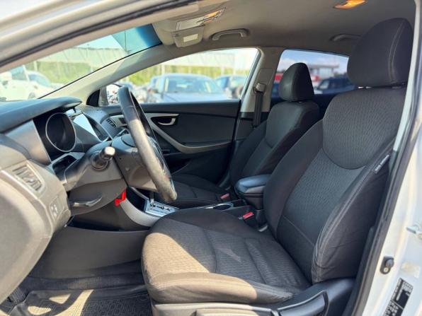Hyundai Elantra V (MD) с пробегом 2011 года, цена 835 000 рублей, 217138 км, седан, Автокод Объявления