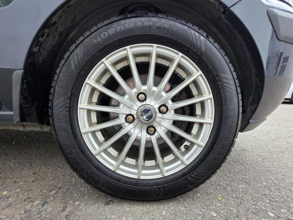 Ford Fusion I Рестайлинг с пробегом 2006 года, цена 260 000 рублей, 325041 км, хэтчбек, Автокод Объявления