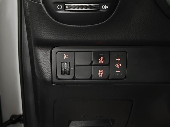 Kia Soul II Рестайлинг с пробегом 2017 года, цена 1 445 700 рублей, 86592 км, хэтчбек, Автокод Объявления