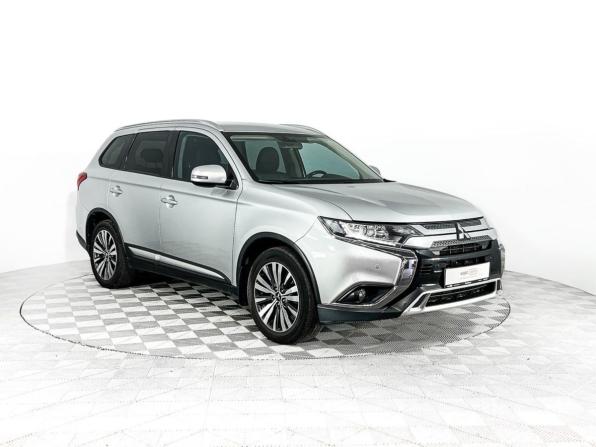 Mitsubishi Outlander III Рестайлинг 3 с пробегом 2019 года, цена 2 091 000 рублей, 127000 км, внедорожник, Автокод Объявления