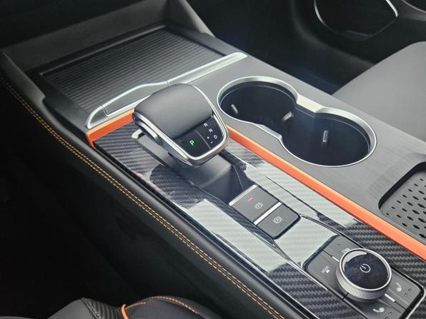 Omoda S5 GT с пробегом 2024 года, цена 2 080 000 рублей, 2335 км, седан, Автокод Объявления