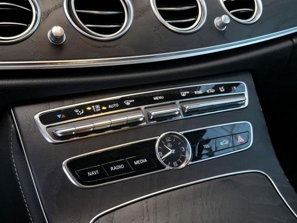 Mercedes-Benz E-Класс V (W213 S213 C238) Рестайлинг с пробегом 2020 года, цена 4 250 000 рублей, 49873 км, седан, Автокод Объявления