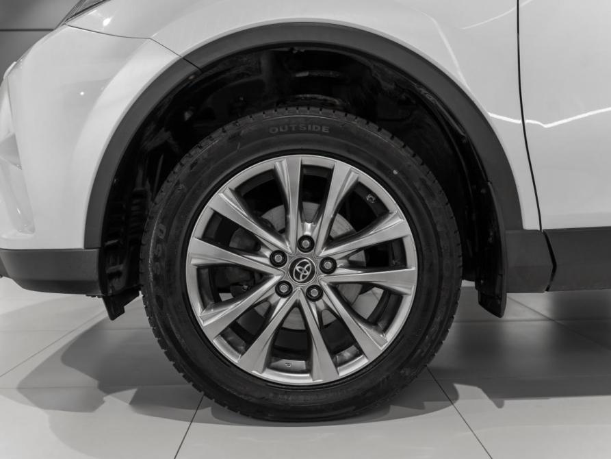 Toyota RAV4 IV (XA40) Рестайлинг Москва  - изображение 25