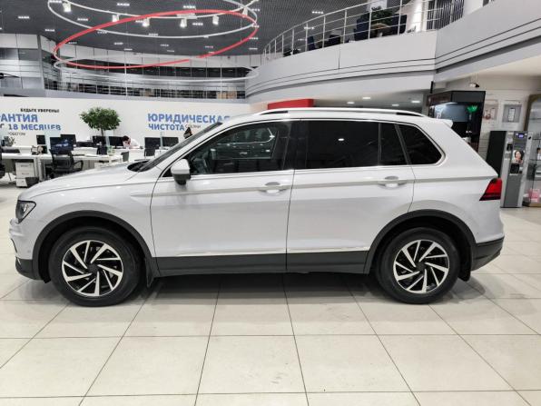 Volkswagen Tiguan II с пробегом 2018 года, цена 2 250 000 рублей, 167939 км, внедорожник, Автокод Объявления