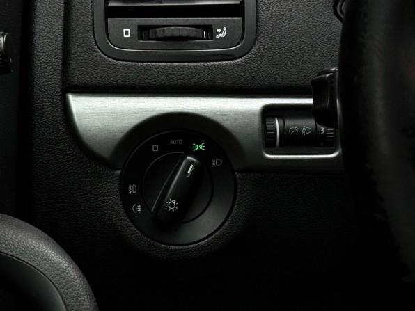 Skoda Yeti I с пробегом 2010 года, цена 899 000 рублей, 257799 км, внедорожник, Автокод Объявления