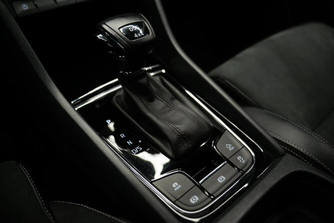 Skoda Karoq I с пробегом 2020 года, цена 2 487 000 рублей, 81535 км, внедорожник, Автокод Объявления