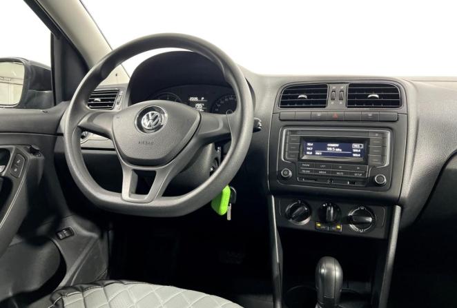 Volkswagen Polo V Рестайлинг с пробегом 2019 года, цена 1 475 000 рублей, 31772 км, седан, Автокод Объявления