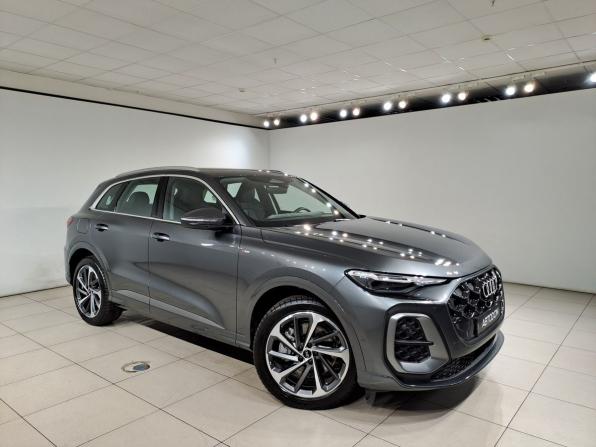 Audi Q5 III с пробегом 2025 года, цена 8 333 000 рублей, 2146 км, внедорожник, Автокод Объявления