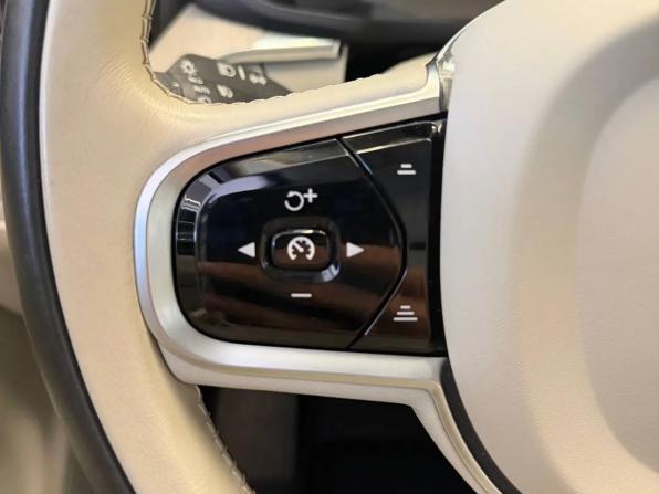 Volvo XC60 II с пробегом 2020 года, цена 3 950 000 рублей, 74042 км, внедорожник, Автокод Объявления