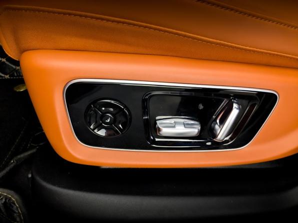 Li Auto (Lixiang) L9 I с пробегом 2023 года, цена 6 900 000 рублей, 21556 км, внедорожник, Автокод Объявления