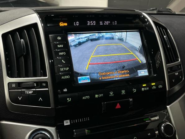Toyota Land Cruiser 200 Series Рестайлинг 1 с пробегом 2014 года, цена 3 240 000 рублей, 244304 км, внедорожник, Автокод Объявления