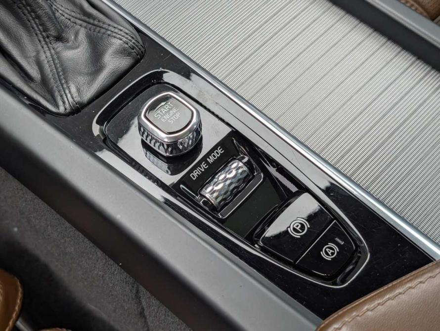 Volvo XC60 II Москва  - изображение 16