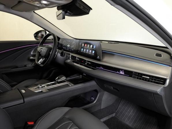 Chery Arrizo 8 с пробегом 2025 года, цена 2 555 000 рублей, 4906 км, седан, Автокод Объявления