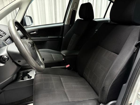 Suzuki SX4 I (Classic) Рестайлинг с пробегом 2010 года, цена 779 000 рублей, 167113 км, седан, Автокод Объявления