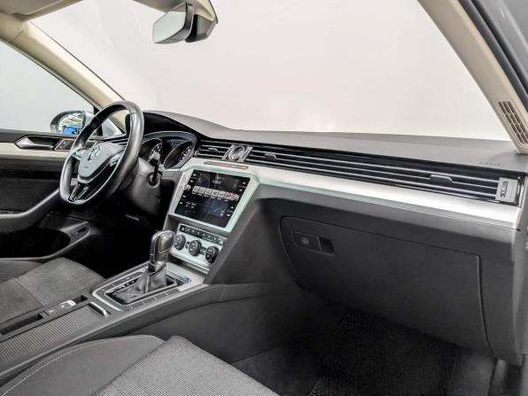Volkswagen Passat B8 с пробегом 2019 года, цена 2 355 000 рублей, 78797 км, универсал, Автокод Объявления