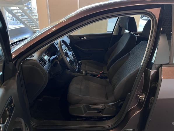 Volkswagen Jetta VI с пробегом 2014 года, цена 1 265 000 рублей, 108428 км, седан, Автокод Объявления