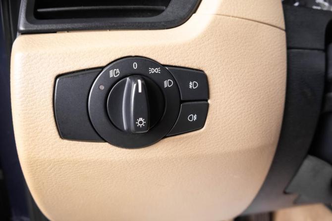 BMW X1 I (E84) с пробегом 2011 года, цена 1 399 000 рублей, 296000 км, внедорожник, Автокод Объявления