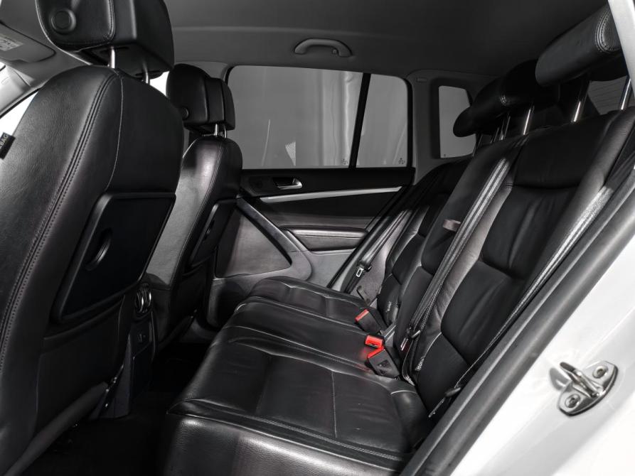 Volkswagen Tiguan I Рестайлинг Санкт-Петербург  - изображение 12