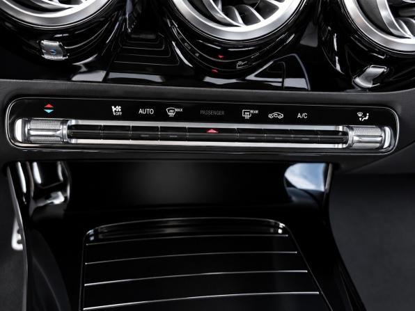 Mercedes-Benz CLA II (C118 X118) с пробегом 2020 года, цена 3 470 000 рублей, 38534 км, седан, Автокод Объявления