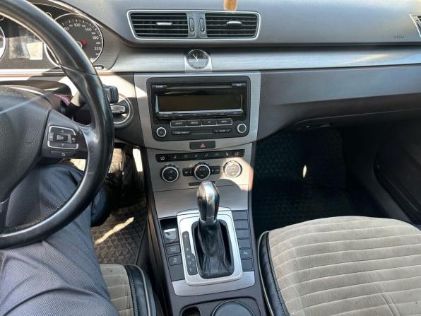 Volkswagen Passat B7 с пробегом 2013 года, цена 1 041 000 рублей, 220000 км, седан, Автокод Объявления