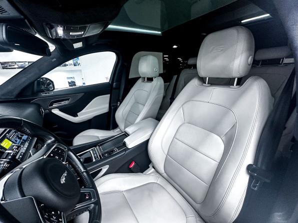 Jaguar F-Pace I с пробегом 2016 года, цена 3 650 000 рублей, 146161 км, внедорожник, Автокод Объявления